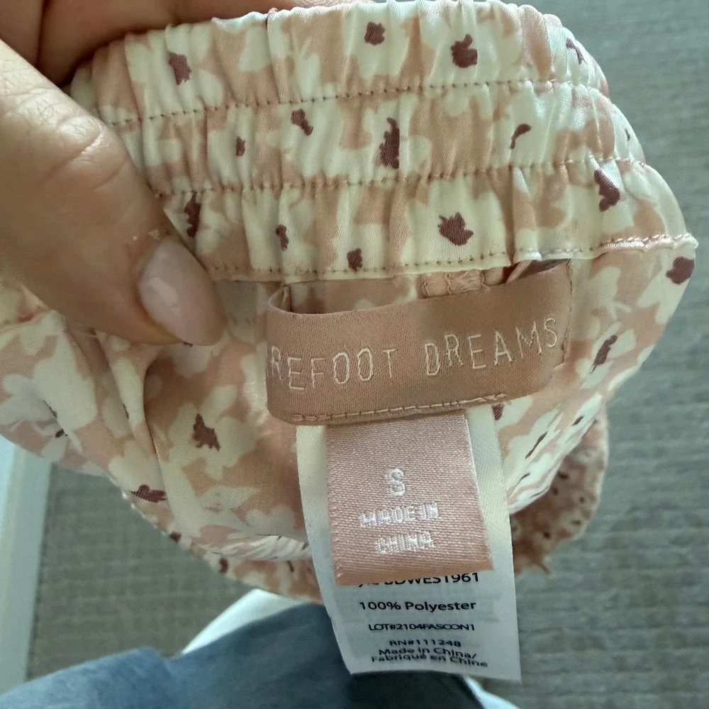 Barefoot Dreams Rose Mist Ditsy Floral Washed Satin Pajama Shorts‎ Size